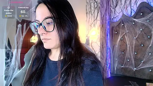 Zami Escobar of online show from October 2025 06:37:01 PM