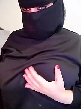 lilyan12 online show from April 2026 03:00:02 AM