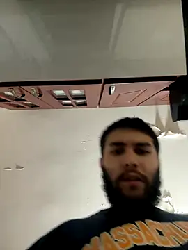 Diicaprio69 online show from September 2025 09:40:02 PM