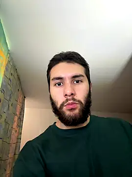 Diicaprio69 online show from September 2025 09:31:02 PM