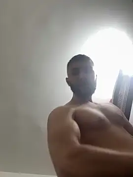 Diicaprio69 online show from October 2025 07:53:01 PM