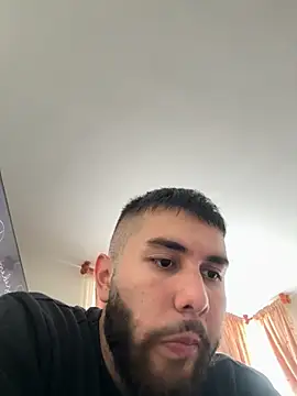 Diicaprio69 online show from October 2025 09:46:01 PM