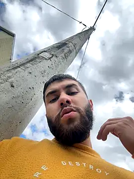 Diicaprio69 online show from October 2025 07:47:02 PM