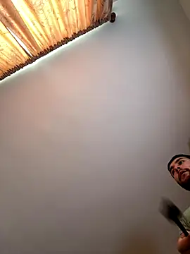 Diicaprio69 online show from November 2025 07:05:02 PM