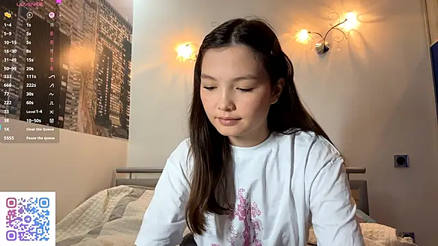 KiraVelvet online show from September 2025 09:43:02 AM