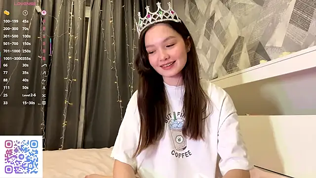 Snapshot of KiraVelvet chatting on January 2026 04:31:02 PM KiraVelvet online show from January 2026 04:31:02 PM