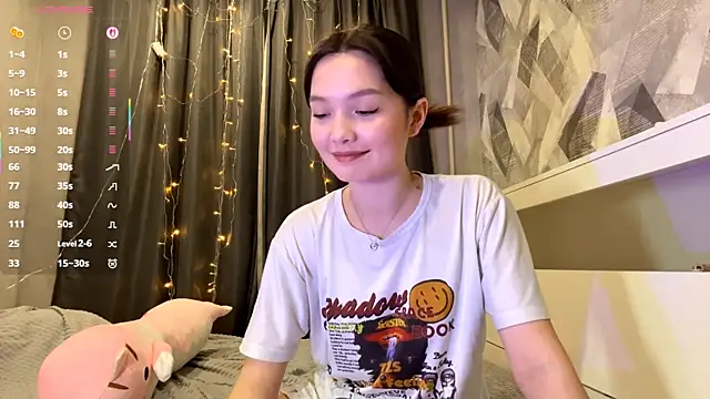 Snapshot of KiraVelvet chatting on January 2026 04:31:02 PM KiraVelvet online show from January 2026 04:31:02 PM
