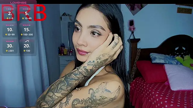 mia yireth online show from November 2025 12:21:02 AM