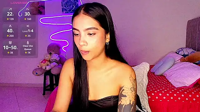 mia yireth online show from April 2026 01:41:02 AM