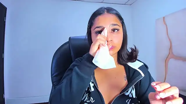 ScarletDoll online show from November 2025 04:57:01 AM