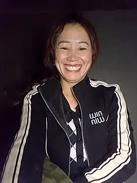 Fienjr online show from November 2025 06:33:02 PM