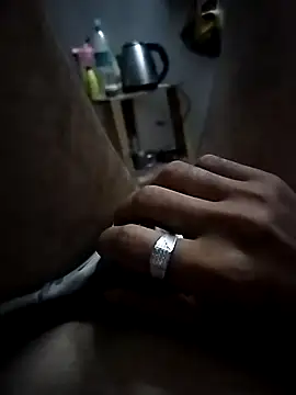 Sexxy-lund00 online show from September 2025 04:40:02 PM