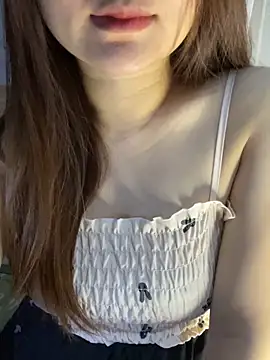 Hinne07 online show from December 2025 07:28:02 AM