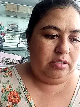 curvy diva  online show from November 2025 01:26:02 PM