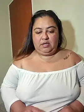 curvy diva  online show from March 2026 11:15:01 PM