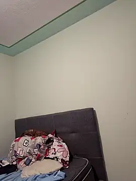 curvy diva  online show from April 2026 09:31:01 AM