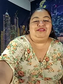 curvy diva  online show from April 2026 10:08:02 AM