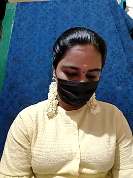 mini-queen online show from October 2025 07:29:01 AM