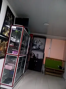 snow belle online show from September 2025 02:33:01 AM