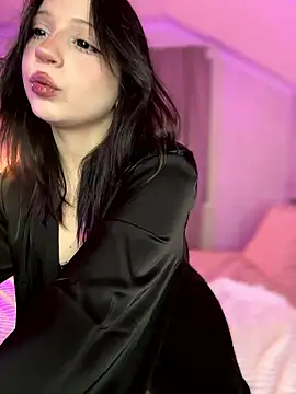 YourLittleDevil online show from January 2026 05:45:01 AM