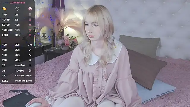 cutetomie online show from November 2025 09:52:01 PM