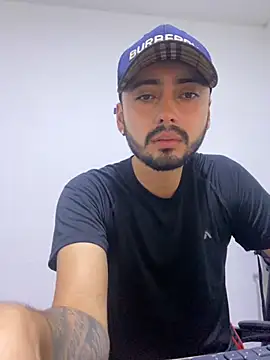 Snapshot of cristopher_wallacee chatting on November 2025 08:54:02 PM cristopher wallacee online show from November 2025 08:54:02 PM