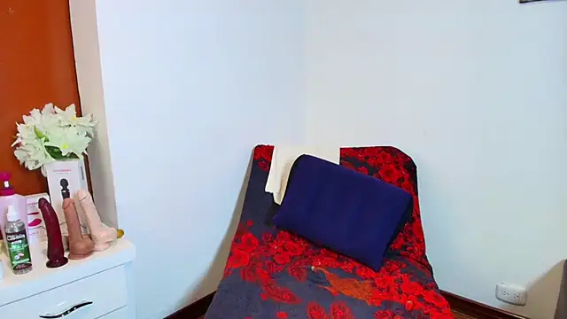 lexy lunahot online show from October 2025 03:31:02 PM