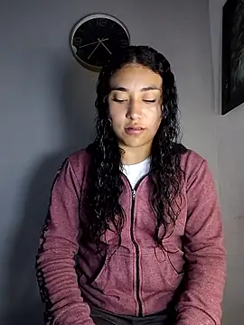 Snapshot of AmberGold- chatting on January 2026 08:28:02 AM AmberGold- online show from January 2026 08:28:02 AM