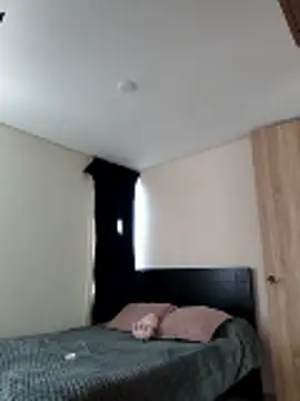 Snapshot of AmberGold- chatting on January 2026 09:40:01 PM AmberGold- online show from January 2026 09:40:01 PM