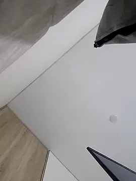 Snapshot of AmberGold- chatting on February 2026 06:17:01 AM AmberGold- online show from February 2026 06:17:01 AM