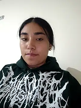 Snapshot of AmberGold- chatting on February 2026 02:12:02 AM AmberGold- online show from February 2026 02:12:02 AM