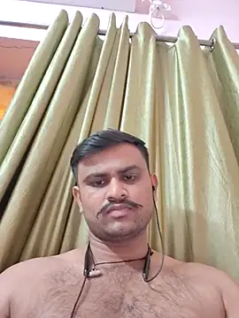 Snapshot of Frvgggghh chatting on November 2025 08:47:01 AM Frvgggghh online show from November 2025 08:47:01 AM