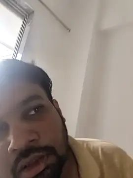 Snapshot of vinay_smalldick chatting on June 2026 09:35:02 AM vinay smalldick online show from June 2026 09:35:02 AM