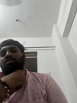 Snapshot of vinay_smalldick chatting on June 2026 03:40:01 PM vinay smalldick online show from June 2026 03:40:01 PM