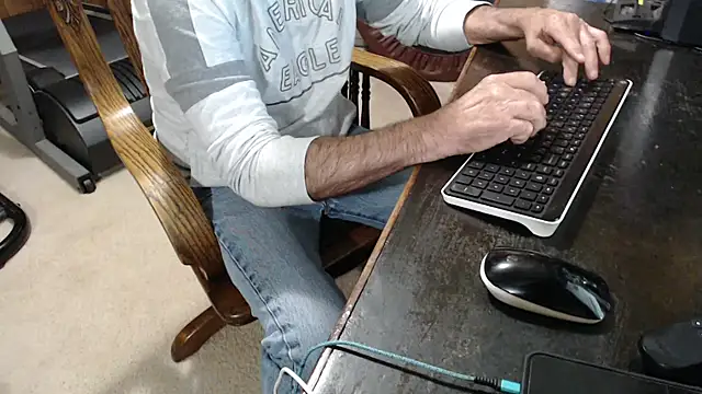 billy471 online show from April 2026 10:33:02 PM