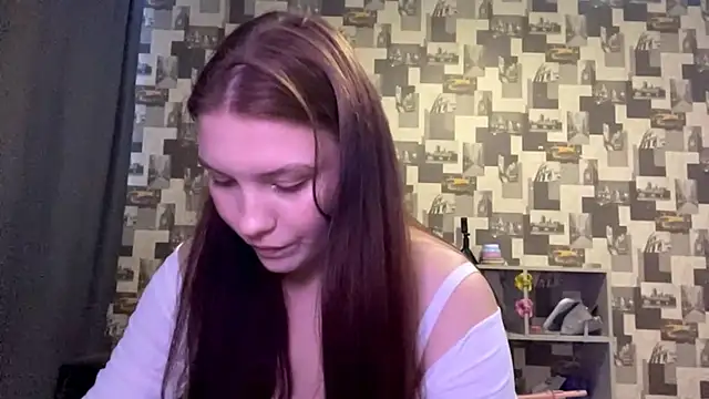 Snapshot of SwiiSweet chatting on September 2025 04:07:02 PM SwiiSweet online show from September 2025 04:07:02 PM