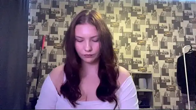 Snapshot of SwiiSweet chatting on September 2025 03:59:01 PM SwiiSweet online show from September 2025 03:59:01 PM
