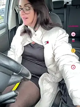 IrishmilfAnna online show from May 2026 10:54:02 AM