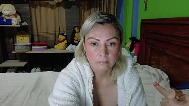  Charlize theron  online show from February 2026 02:53:01 AM