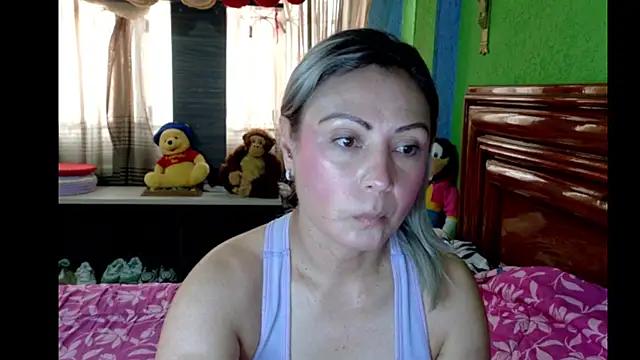  Charlize theron  online show from April 2026 07:43:01 PM