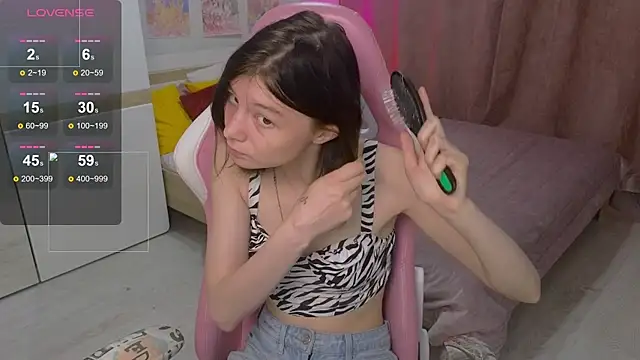 EllinEverly online show from June 2026 09:13:02 PM