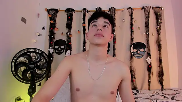 mrhot night online show from October 2025 11:37:01 PM