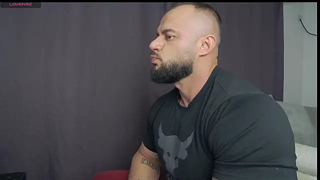 Snapshot of RickyMiami1 chatting on October 2025 07:54:01 PM RickyMiami1 online show from October 2025 07:54:01 PM