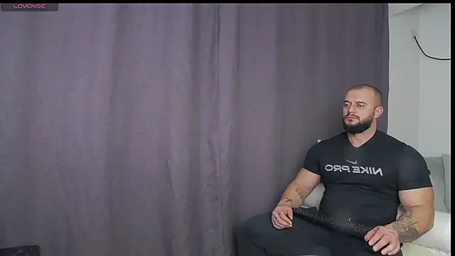 RickyMiami1 online show from November 2025 06:29:01 PM