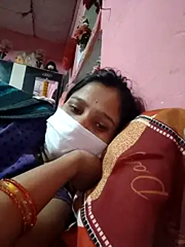 Snapshot of Sapna_thakurr chatting on November 2025 06:24:02 PM Sapna thakurr online show from November 2025 06:24:02 PM