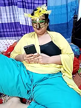 Snapshot of Tanisha-Chy chatting on February 2026 06:03:01 PM Tanisha-Chy online show from February 2026 06:03:01 PM