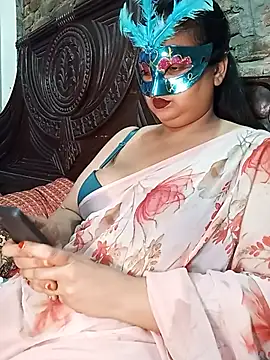 Snapshot of Tanisha-Chy chatting on July 2026 05:48:02 PM Tanisha-Chy online show from July 2026 05:48:02 PM