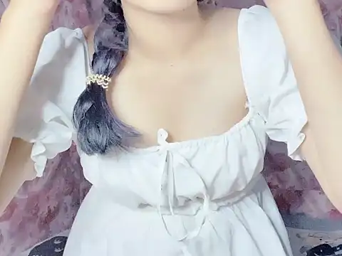 Snapshot of Miumiu028 chatting on September 2025 05:01:02 AM Miumiu028 online show from September 2025 05:01:02 AM