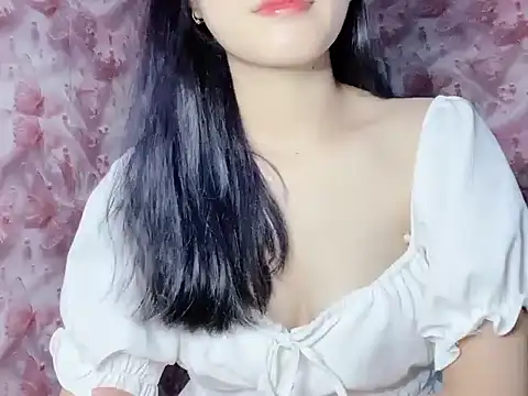 Snapshot of Miumiu028 chatting on October 2025 03:26:01 AM Miumiu028 online show from October 2025 03:26:01 AM