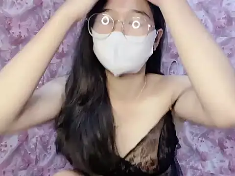 Snapshot of Miumiu028 chatting on October 2025 04:41:01 PM Miumiu028 online show from October 2025 04:41:01 PM